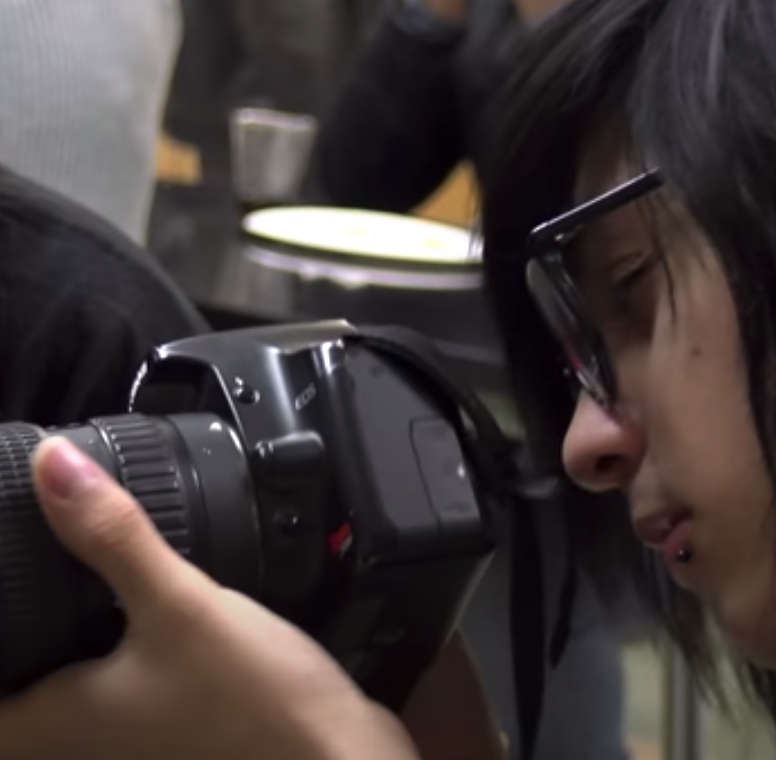 Un taller de fotografía  para escapar de la violencia